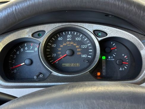 Used 2003 Toyota Highlander 4WD V6 image 32