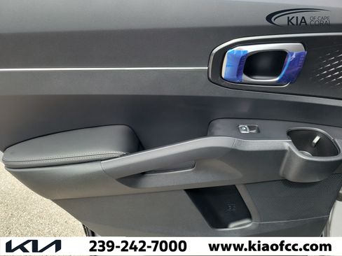 New 2026 Kia Sorento S FWD image 16