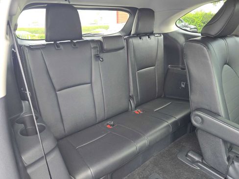 Used 2026 Toyota Highlander XLE AWD/4WD image 13