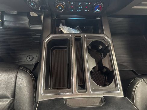 Used 2019 Ford F150 XLT w/ Equipment Group 302A Luxury AWD/4WD image 21