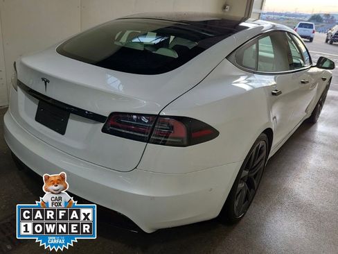 Used 2022 Tesla Model S image 2
