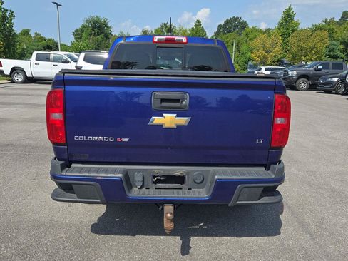 Used 2017 Chevrolet Colorado LT w/ LT Convenience Package AWD/4WD image 6