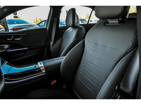 Certified 2026 Mercedes-Benz C 300 4MATIC Sedan image 9