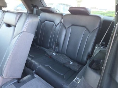 Used 2019 Audi Q7 3.0T Premium Plus w/ Premium Plus Package AWD/4WD image 6
