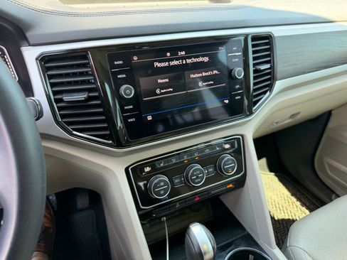 Used 2022 Volkswagen Atlas SE image 8