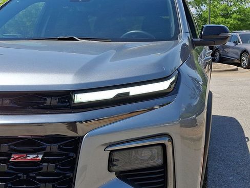 Used 2024 Chevrolet Traverse Z71 w/ Enhanced Driving Package AWD/4WD image 9