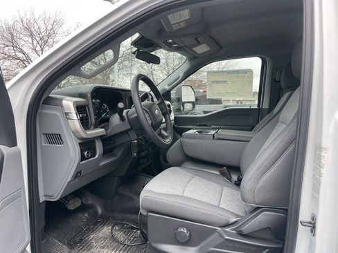 Used 2024 Ford F550 4x4 Regular Cab Super Duty w/ Snow Plow Prep Package image 23