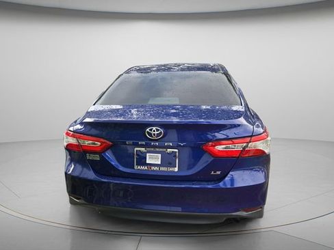 Used 2018 Toyota Camry LE FWD image 6