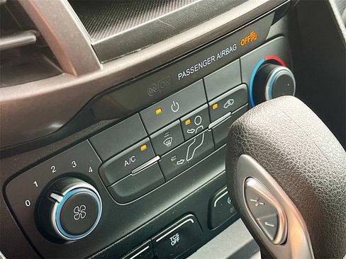 Used 2023 Ford Transit Connect XL image 15