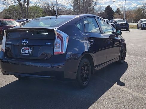 Used 2015 Toyota Prius Two image 15