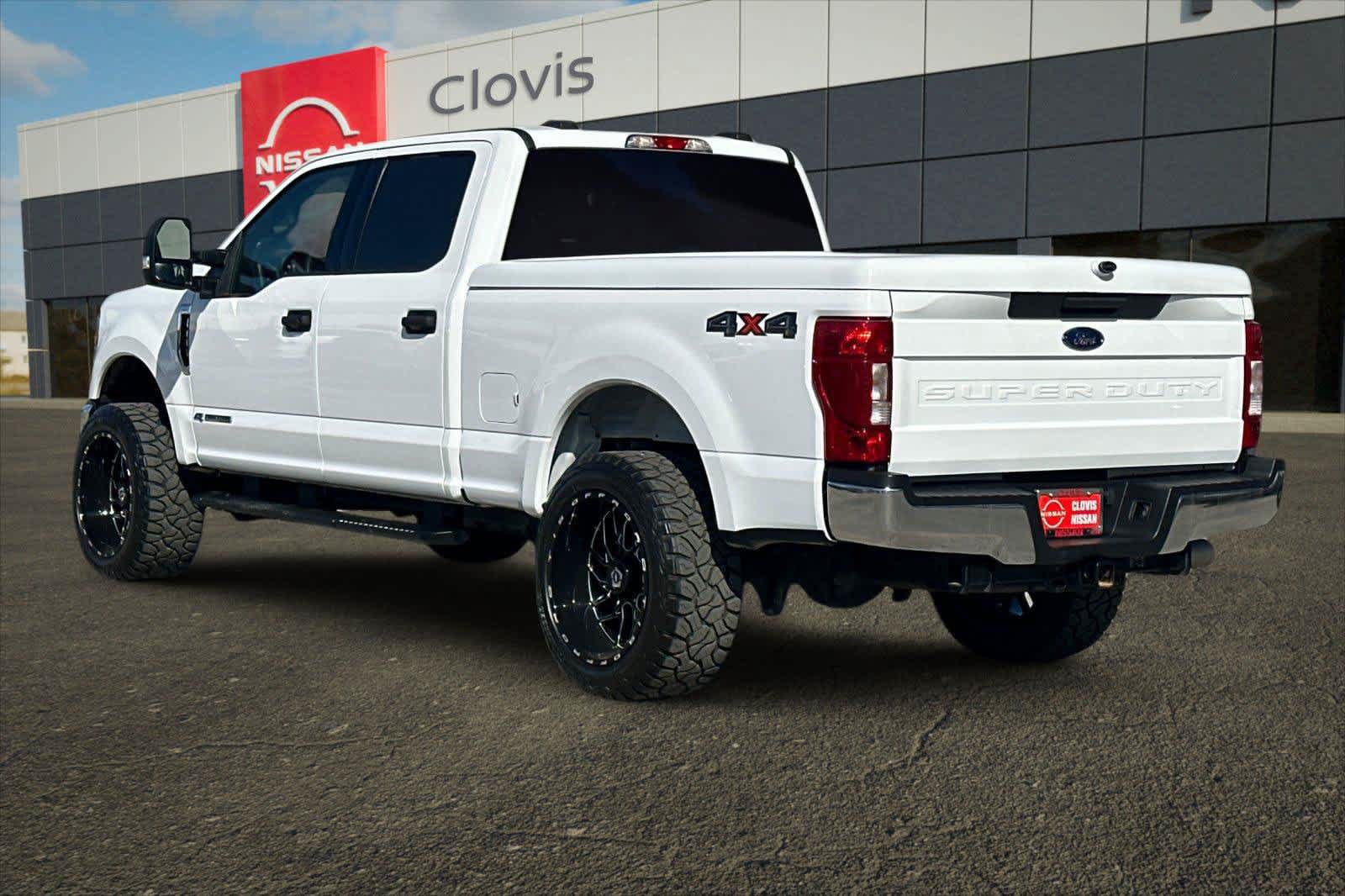 Used 2022 Ford F250 XLT AWD/4WD image 6