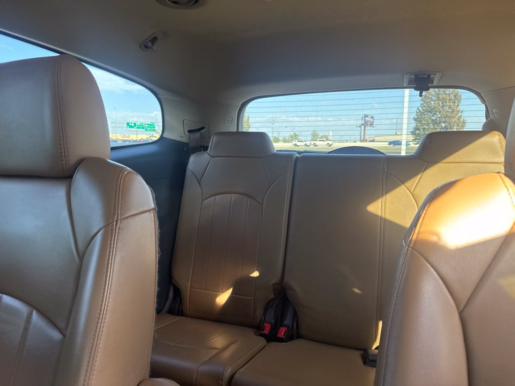 Used 2017 Buick Enclave Leather w/ Trailering Package AWD/4WD image 18