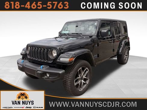 Used 2024 Jeep Wrangler Unlimited AWD/4WD image 1