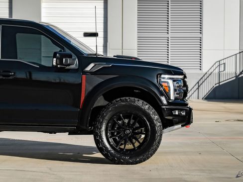Used 2025 Ford F150 Raptor w/ Equipment Group 803A Raptor R AWD/4WD image 18