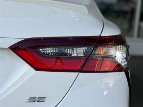 Certified 2023 Toyota Camry SE FWD image 13