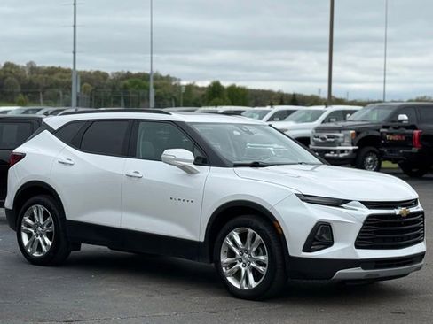 Used 2020 Chevrolet Blazer LT w/ Sound & Technology Package FWD image 41