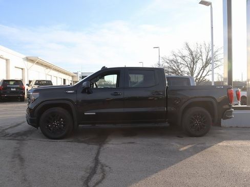 Used 2025 GMC Sierra 1500 Elevation image 4