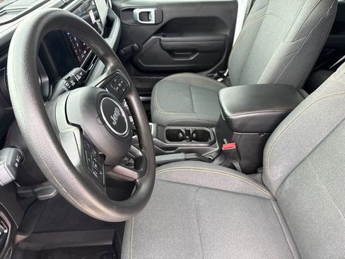Used 2024 Jeep Wrangler Unlimited Sport AWD/4WD image 20