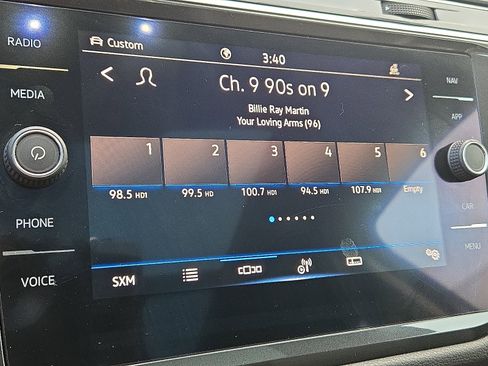 Used 2021 Volkswagen Tiguan SEL image 18