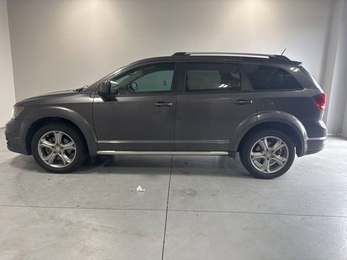 Used 2017 Dodge Journey Crossroad FWD image 30
