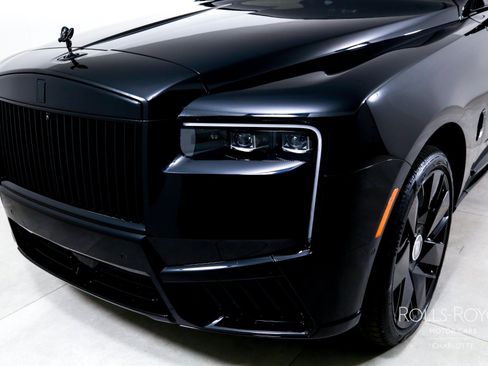 Used 2026 Rolls-Royce Cullinan AWD/4WD image 38