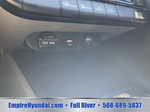 Used 2023 Hyundai Elantra SEL FWD image 30