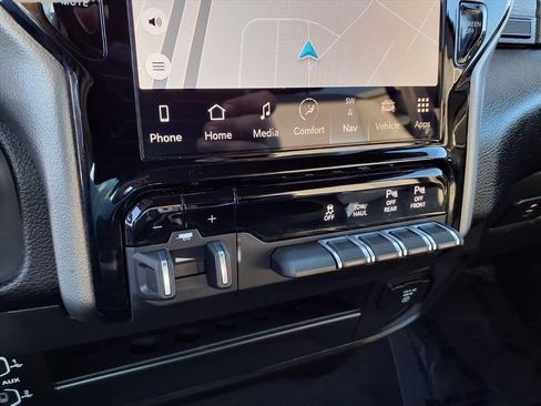 Used 2024 RAM 2500 Big Horn w/ Level 2 Equipment Group image 8