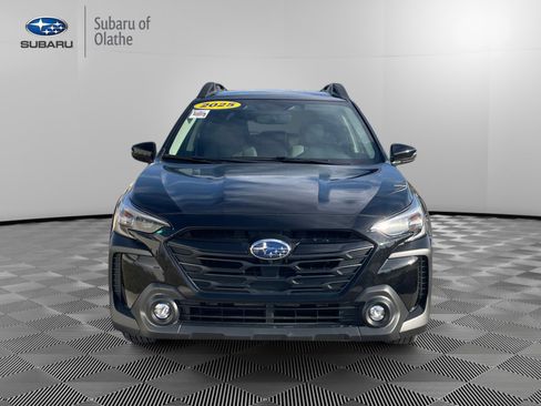 Certified 2025 Subaru Outback Onyx Edition XT image 14