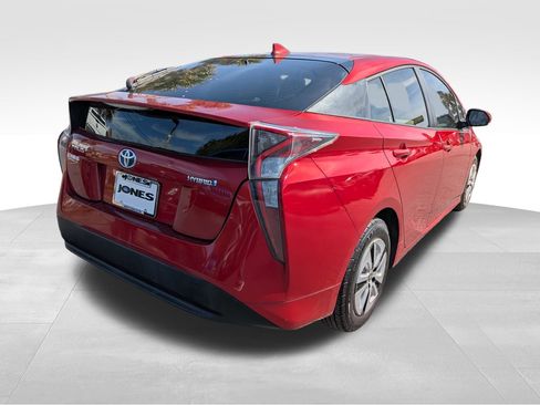 Used 2016 Toyota Prius Four image 5
