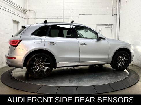Used 2017 Audi Q5 2.0T Premium Plus w/ Technology Package AWD/4WD image 9