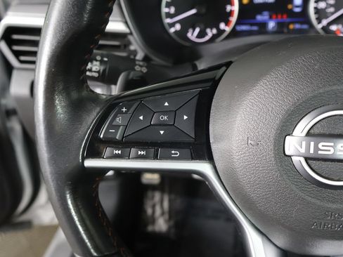 Used 2024 Nissan Altima 2.5 SR FWD image 36