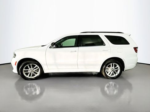 Used 2023 Dodge Durango GT image 4