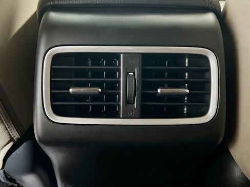 Used 2016 Honda CR-V Touring image 19