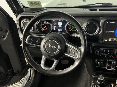 Certified 2022 Jeep Wrangler Unlimited Sahara w/ LED Lighting Group image 14