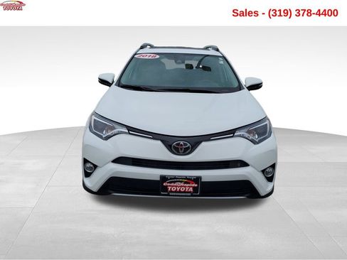 Used 2018 Toyota RAV4 XLE w/ Plus Extra Value Package AWD/4WD image 10