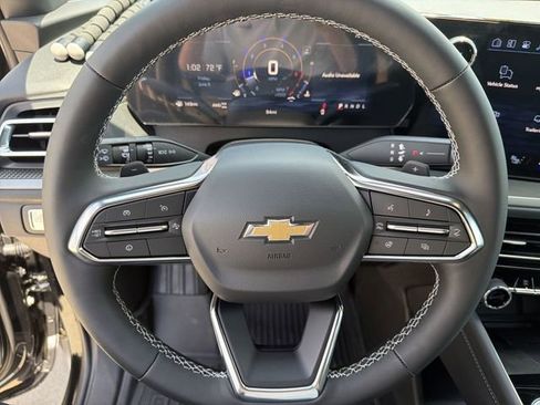 New 2026 Chevrolet Traverse LT w/ Sun and Wheel Package AWD/4WD image 15