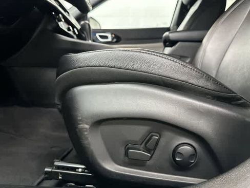 Used 2025 Jeep Compass Limited AWD/4WD image 26