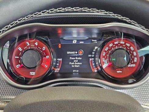 Used 2022 Dodge Challenger SRT Hellcat Redeye image 9