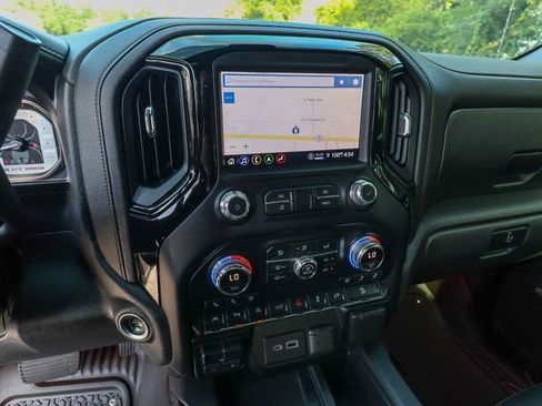 Used 2021 GMC Sierra 1500 AT4 w/ AT4 Premium Package AWD/4WD image 20