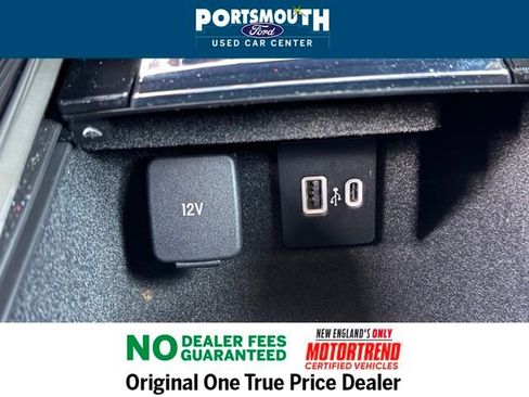 Used 2022 Lincoln Corsair AWD w/ Premium Package image 17