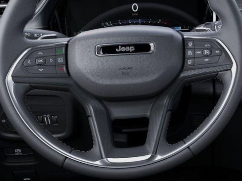 New 2025 Jeep Grand Cherokee Laredo AWD/4WD image 19