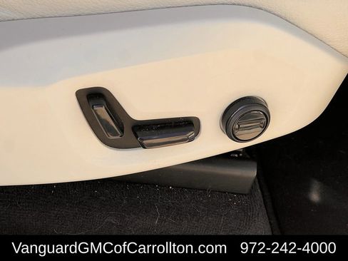 Used 2020 Volvo XC90 T6 Momentum image 26