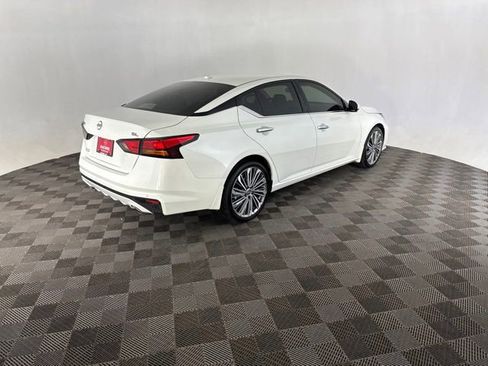 Certified 2024 Nissan Altima 2.5 SL FWD image 5