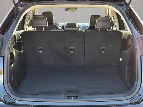 Certified 2023 Ford Edge SEL image 13