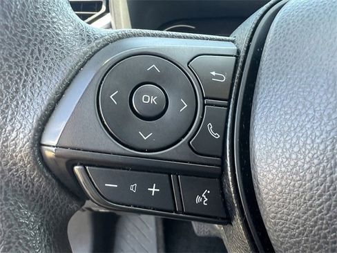 Used 2024 Toyota RAV4 XLE image 17