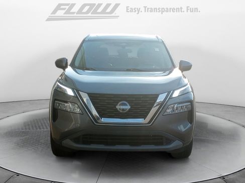 Used 2023 Nissan Rogue SV w/ SV Premium B Package image 3