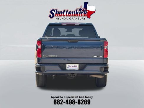 Used 2022 Chevrolet Silverado 1500 Custom RWD image 7