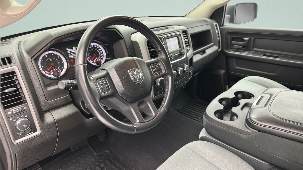Used 2021 RAM 1500 Express AWD/4WD image 13