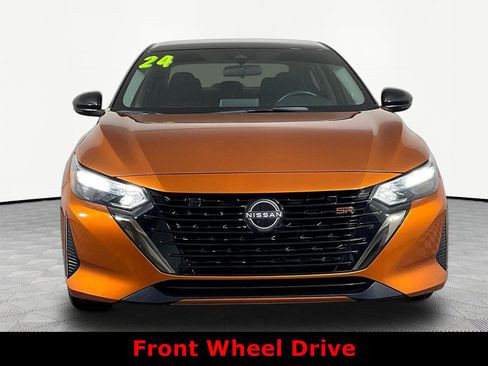 Used 2024 Nissan Sentra SR FWD image 2