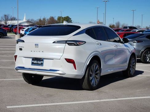 New 2026 Buick Envista Avenir image 4